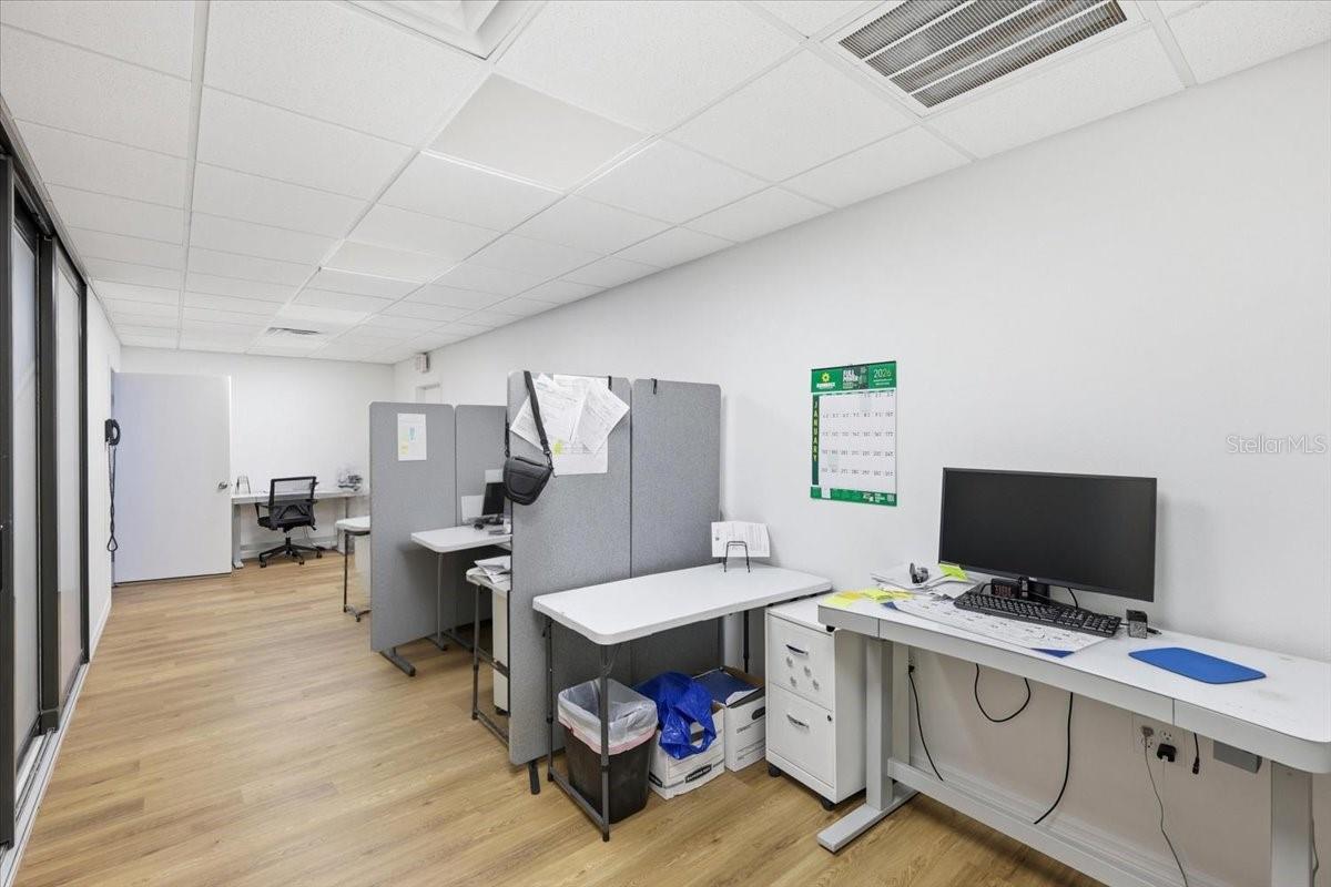 Image 23 of 26 For 711 60th Street Court E