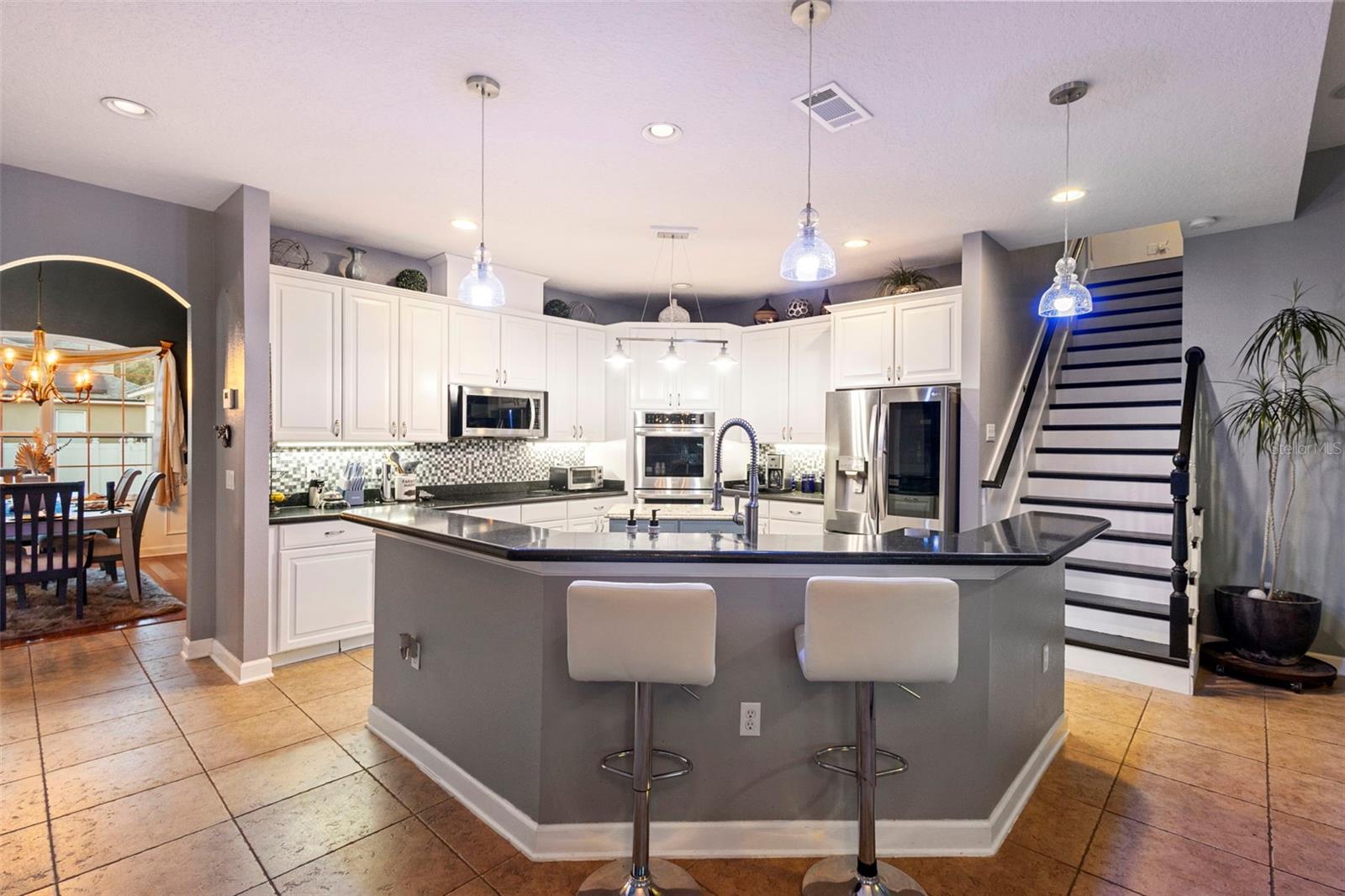 Image 18 of 75 For 2691 Aloma Oaks Drive