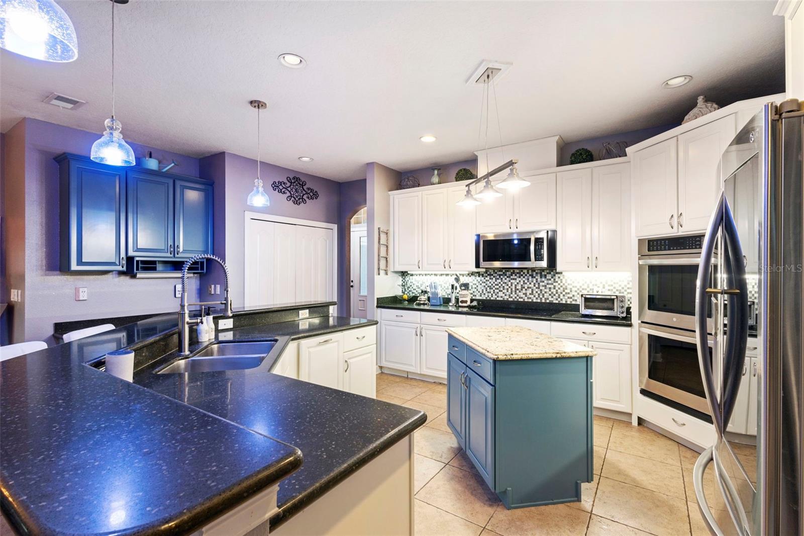 Image 19 of 75 For 2691 Aloma Oaks Drive