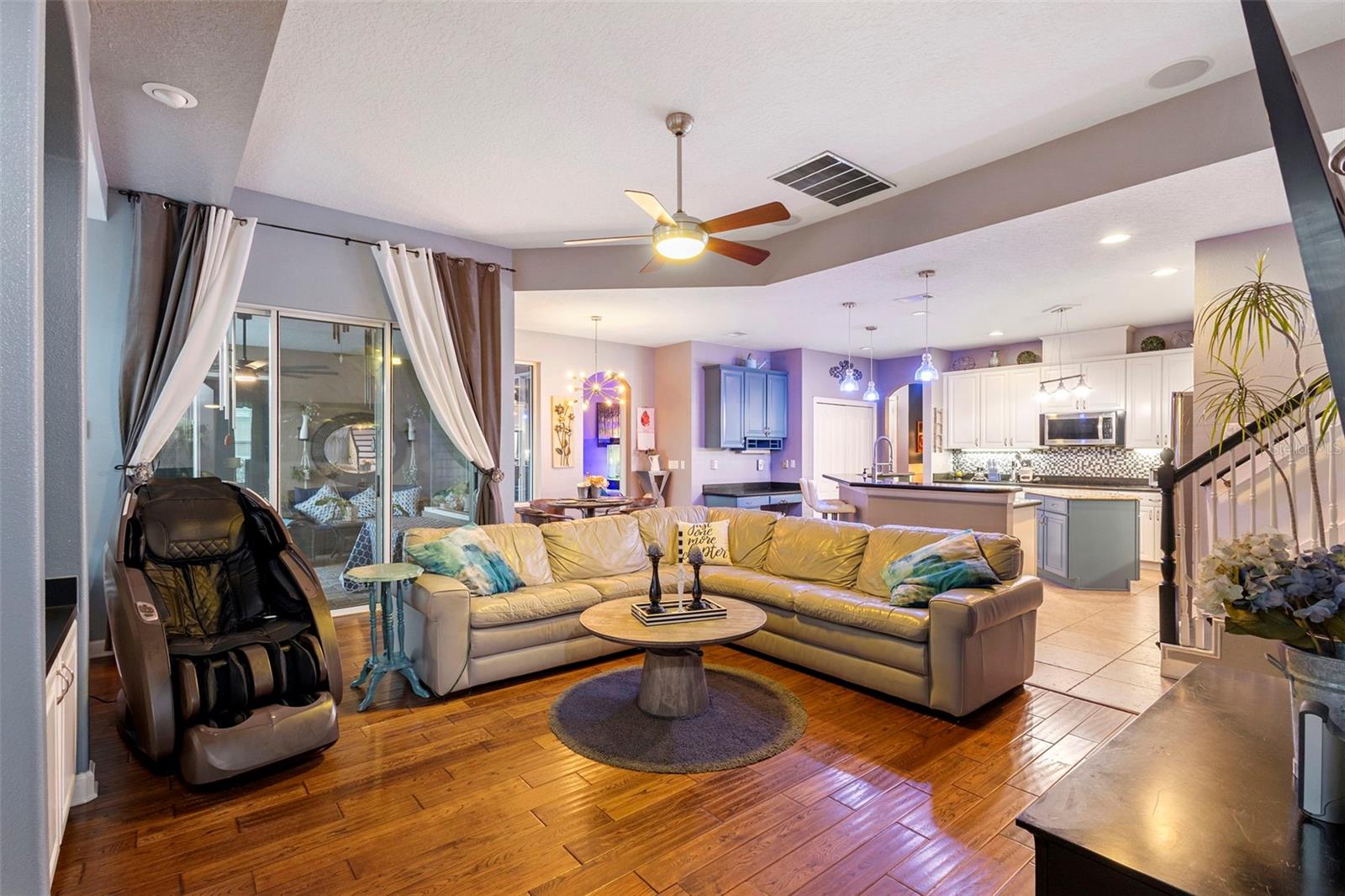 Image 22 of 75 For 2691 Aloma Oaks Drive