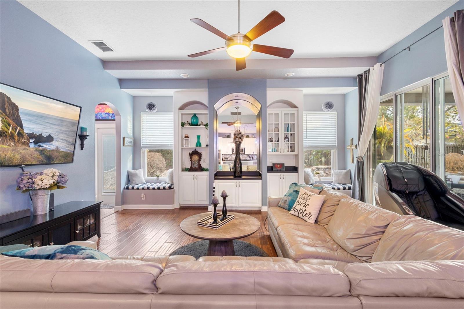 Image 23 of 75 For 2691 Aloma Oaks Drive