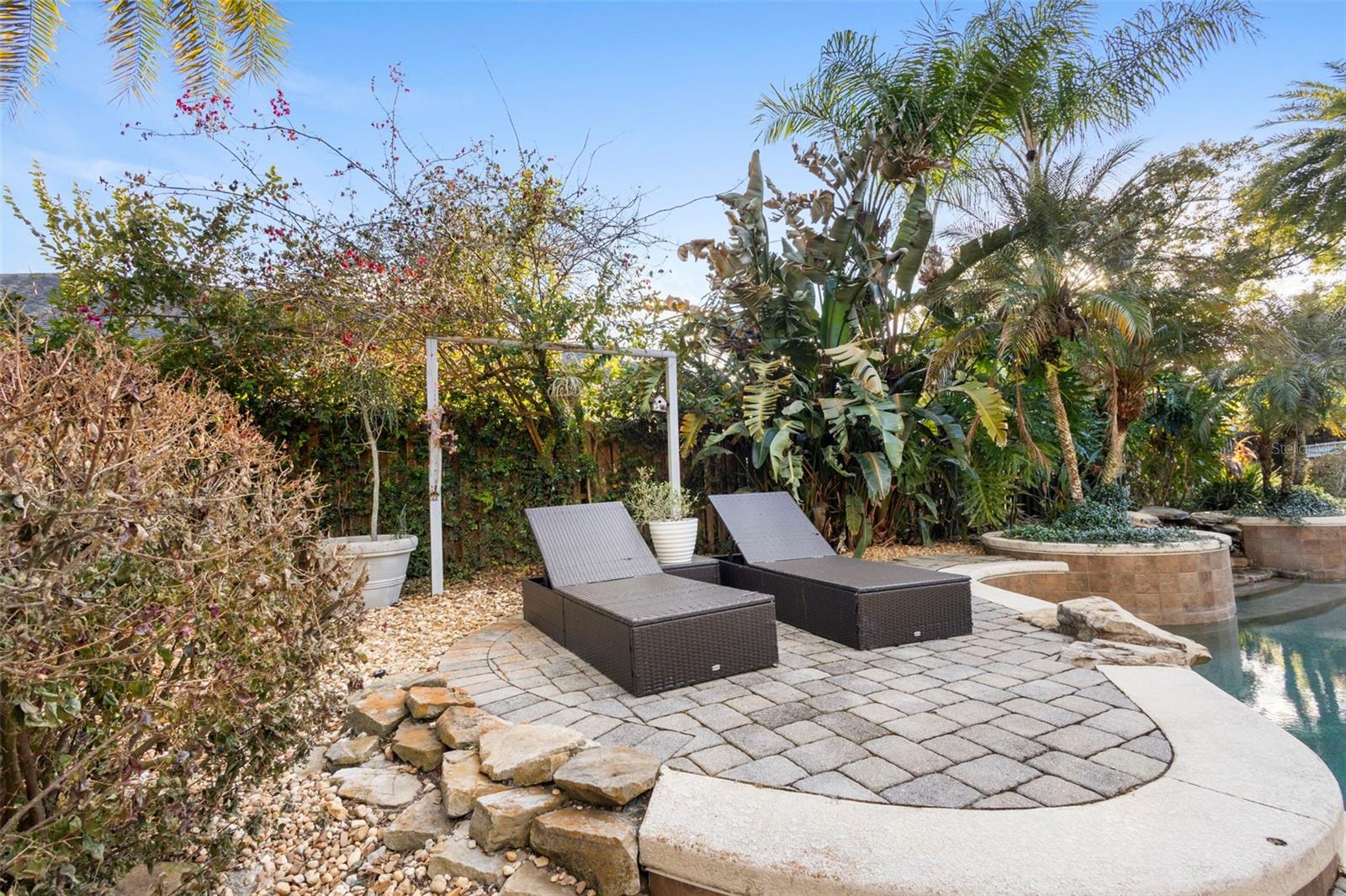 Image 55 of 75 For 2691 Aloma Oaks Drive