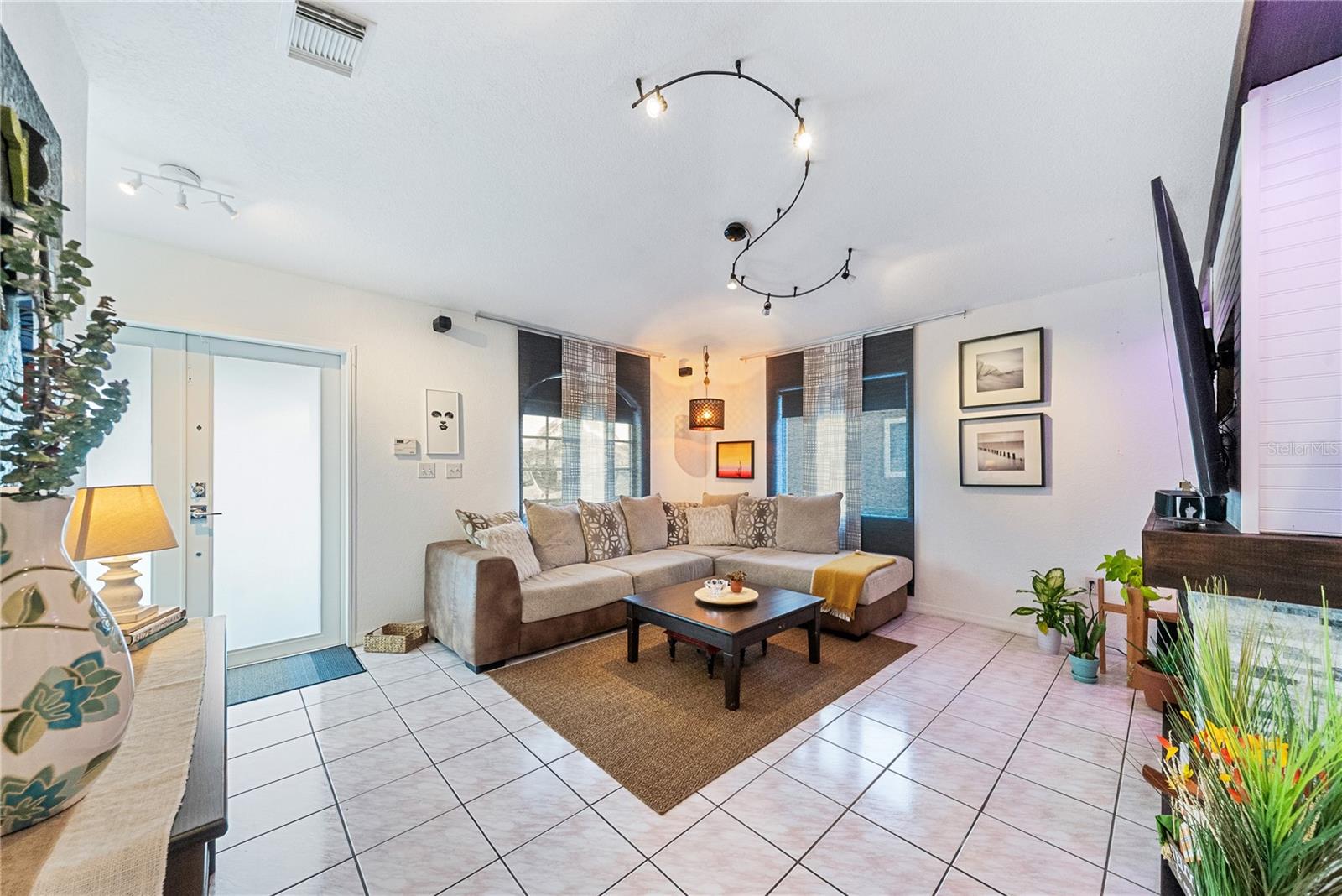 Image 10 of 35 For 10095 127th Street