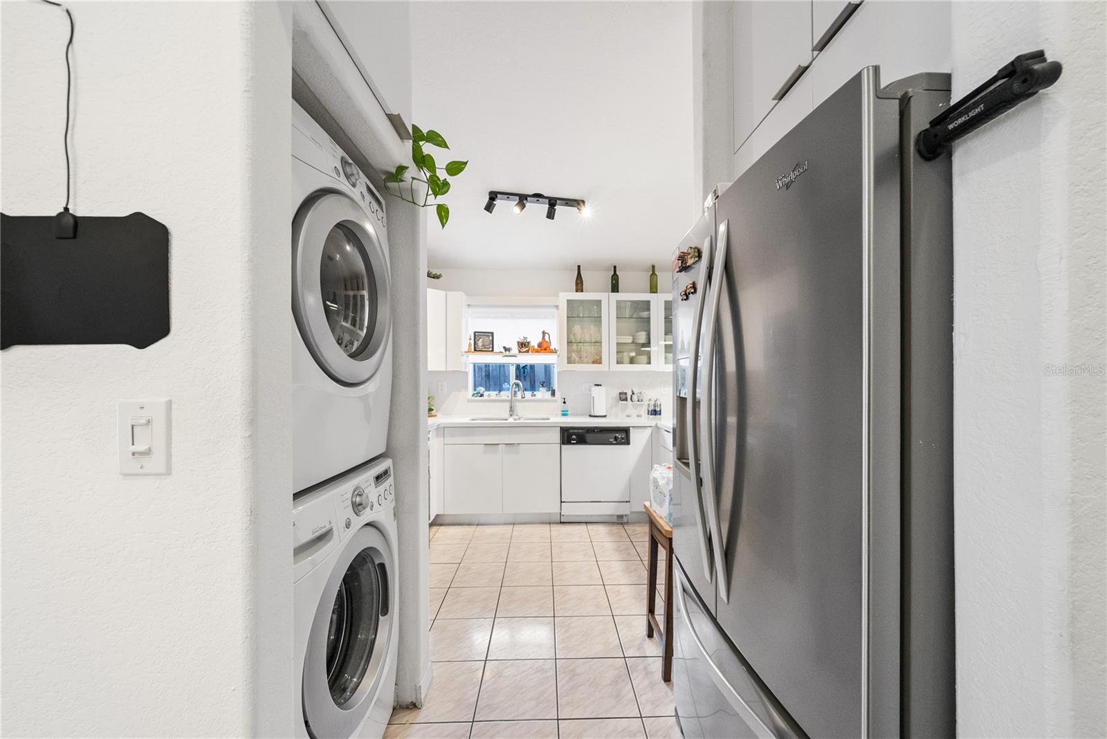 Image 14 of 35 For 10095 127th Street