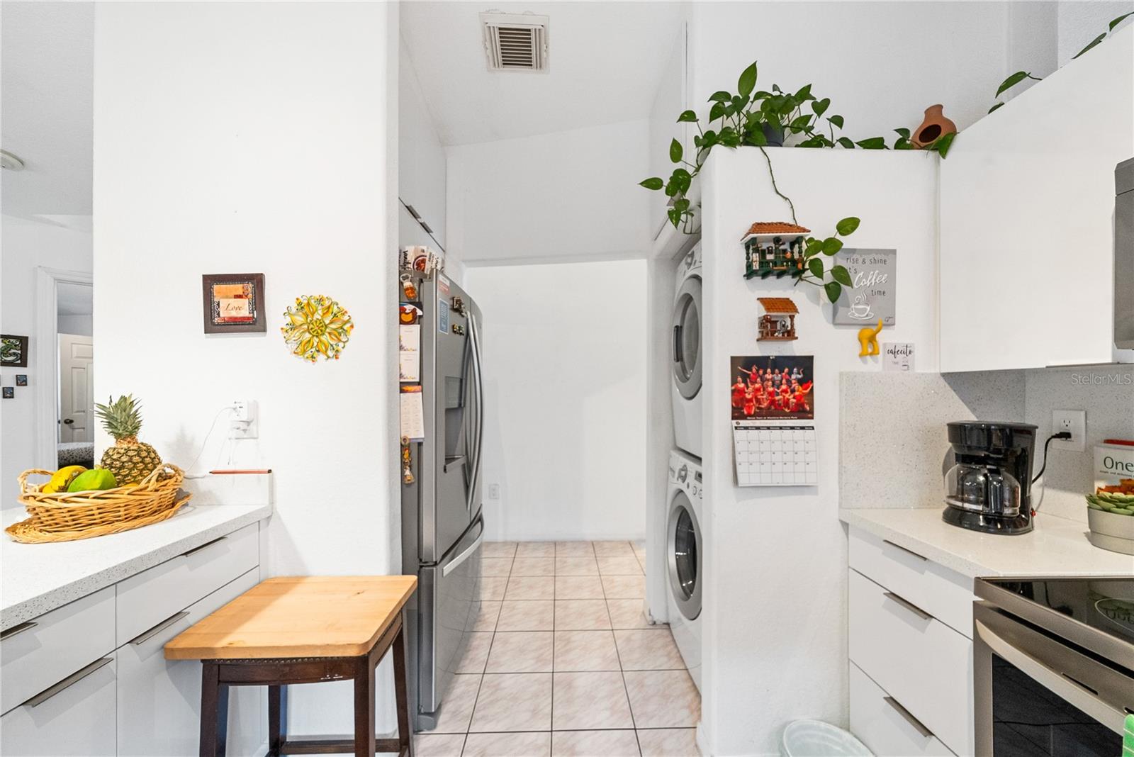 Image 16 of 35 For 10095 127th Street