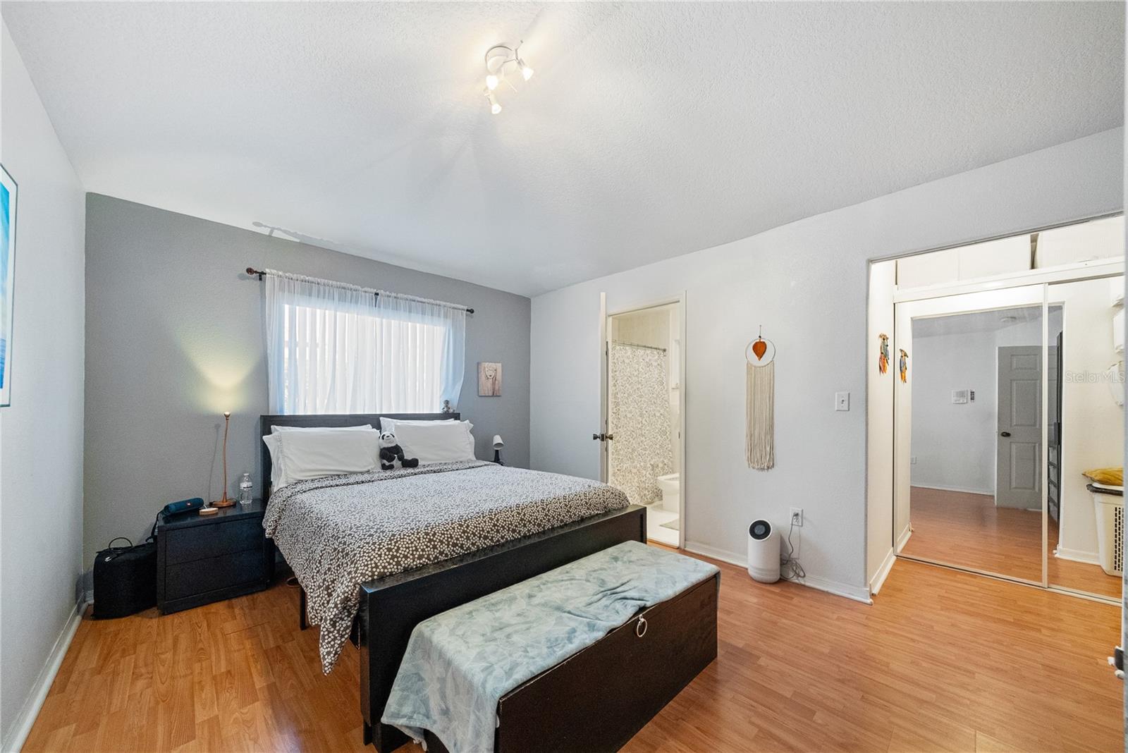 Image 20 of 35 For 10095 127th Street