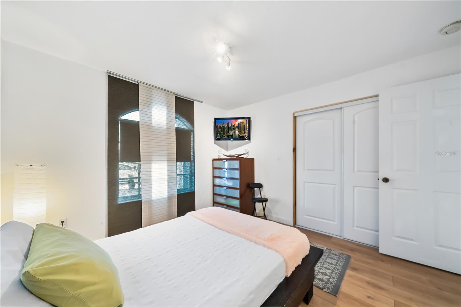 Image 25 of 35 For 10095 127th Street