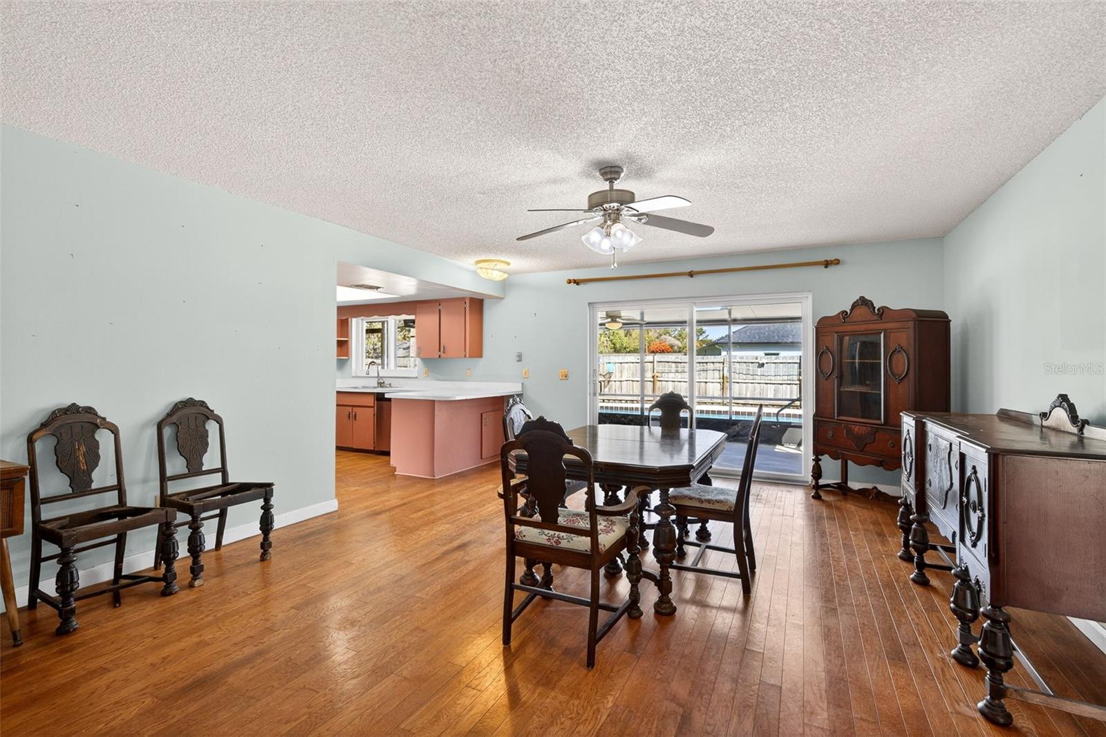 Image 7 of 34 For 703 Tangerine Court