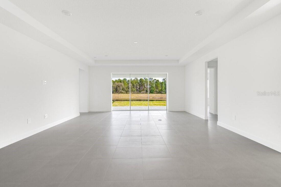 Image 17 of 50 For 13007 Harvest Rain Avenue