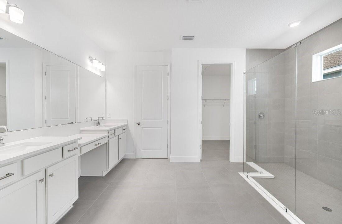 Image 18 of 50 For 13007 Harvest Rain Avenue