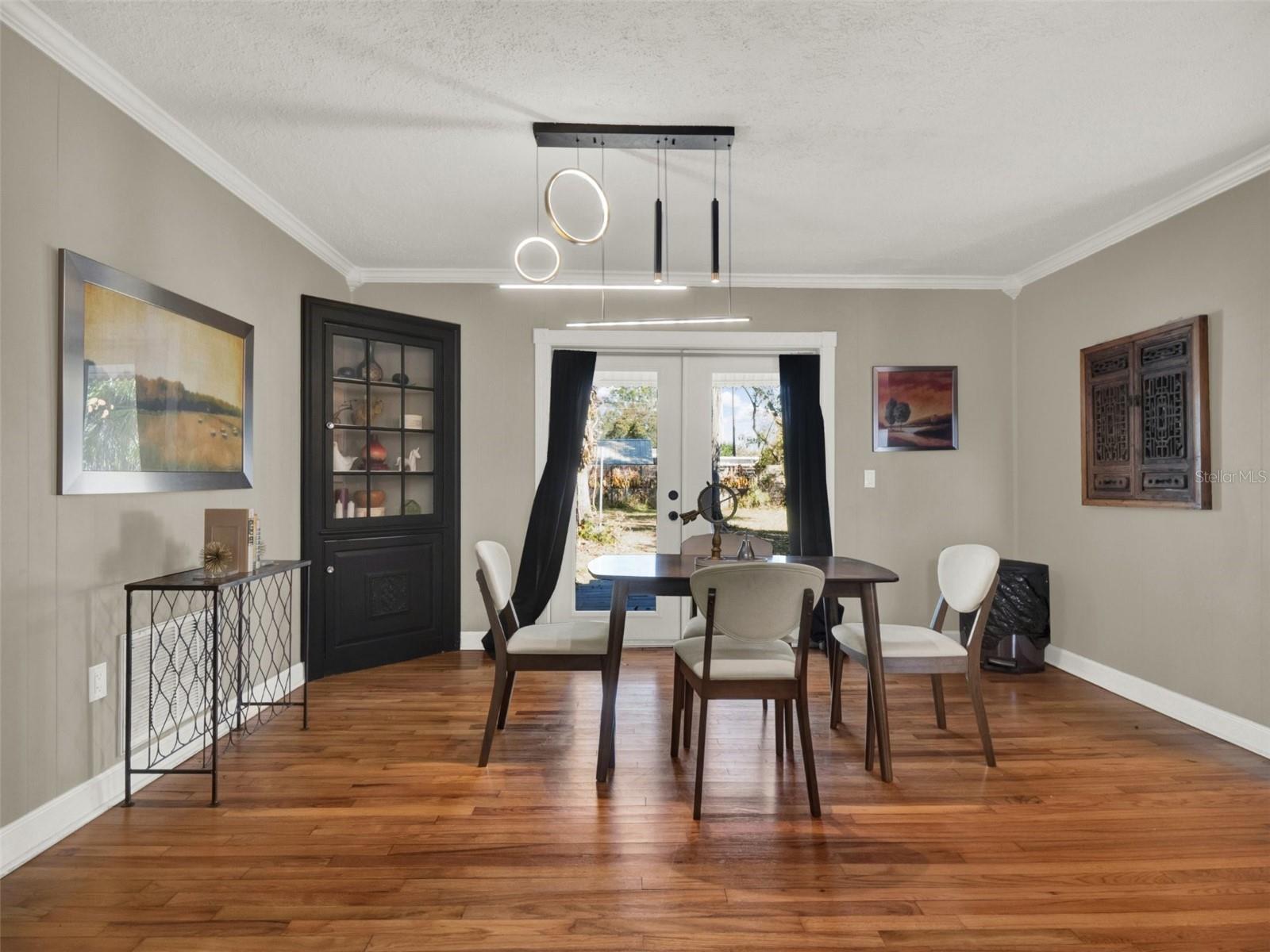 Image 13 of 31 For 407 Jersey Street