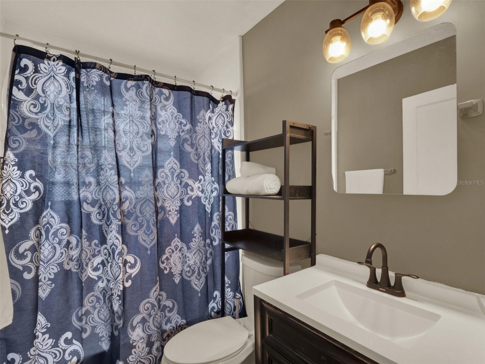 Image 19 of 31 For 407 Jersey Street