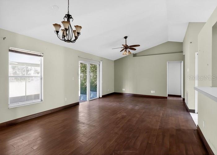 Image 10 of 21 For 508 Bloxam Avenue