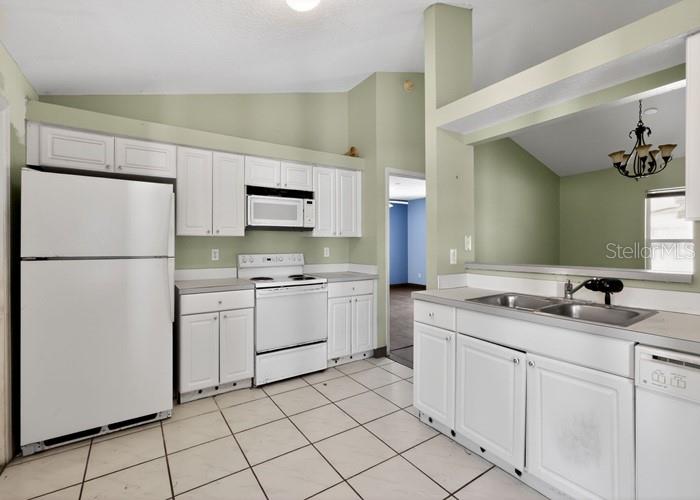 Image 13 of 21 For 508 Bloxam Avenue