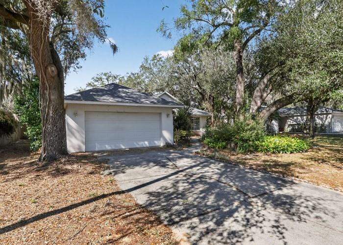 Image 4 of 21 For 508 Bloxam Avenue