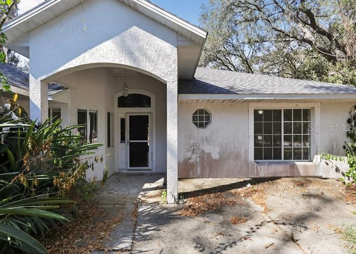 Image 5 of 21 For 508 Bloxam Avenue