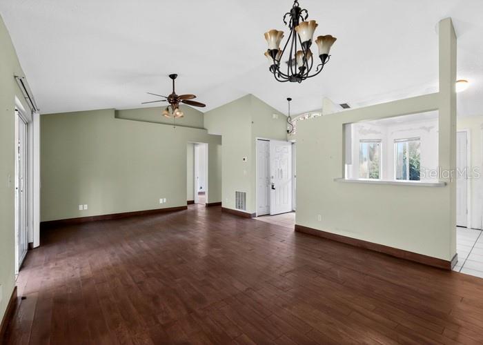 Image 7 of 21 For 508 Bloxam Avenue