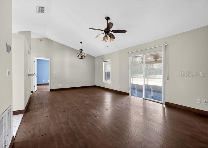 Image 8 of 21 For 508 Bloxam Avenue