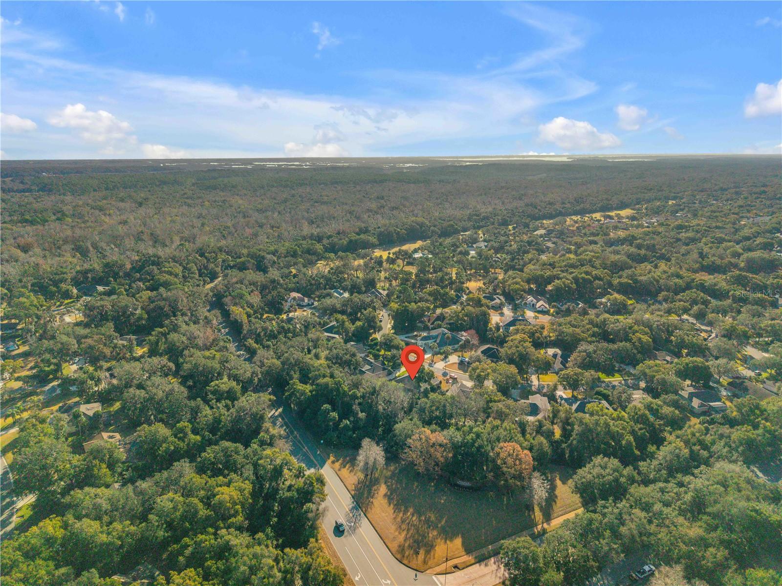 Listing photo id 36 for 1309 Wicklow Lane