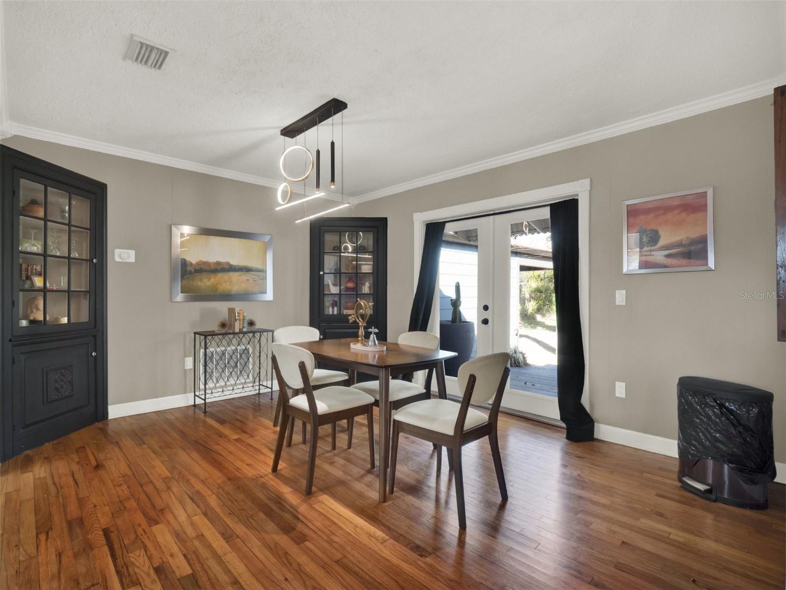 Image 12 of 31 For 407 Jersey Street