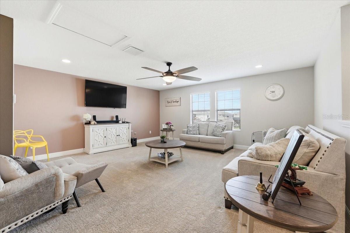 Listing photo id 8 for 14508 Woodland Spur Drive