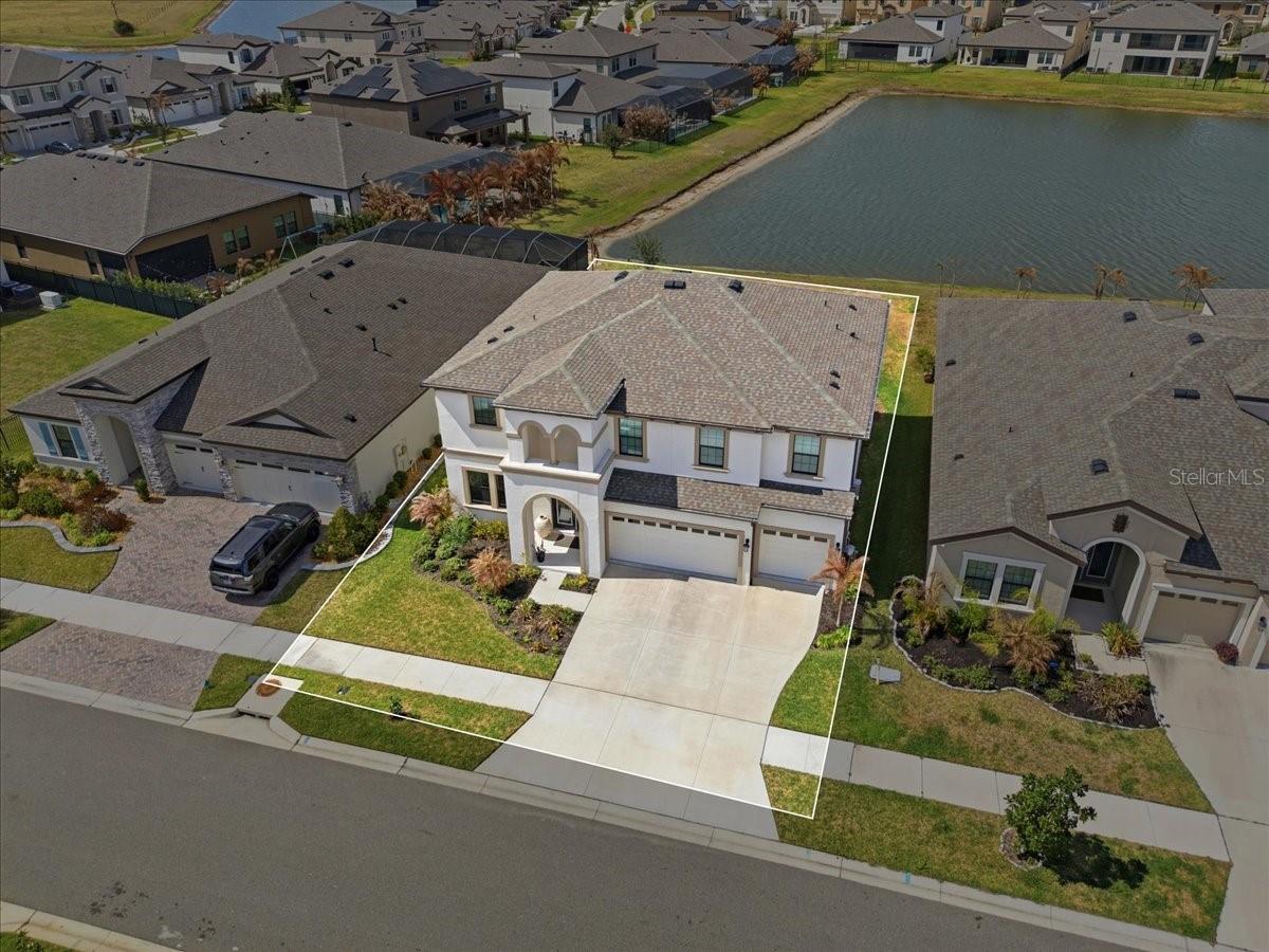 Listing photo id 1 for 14508 Woodland Spur Drive