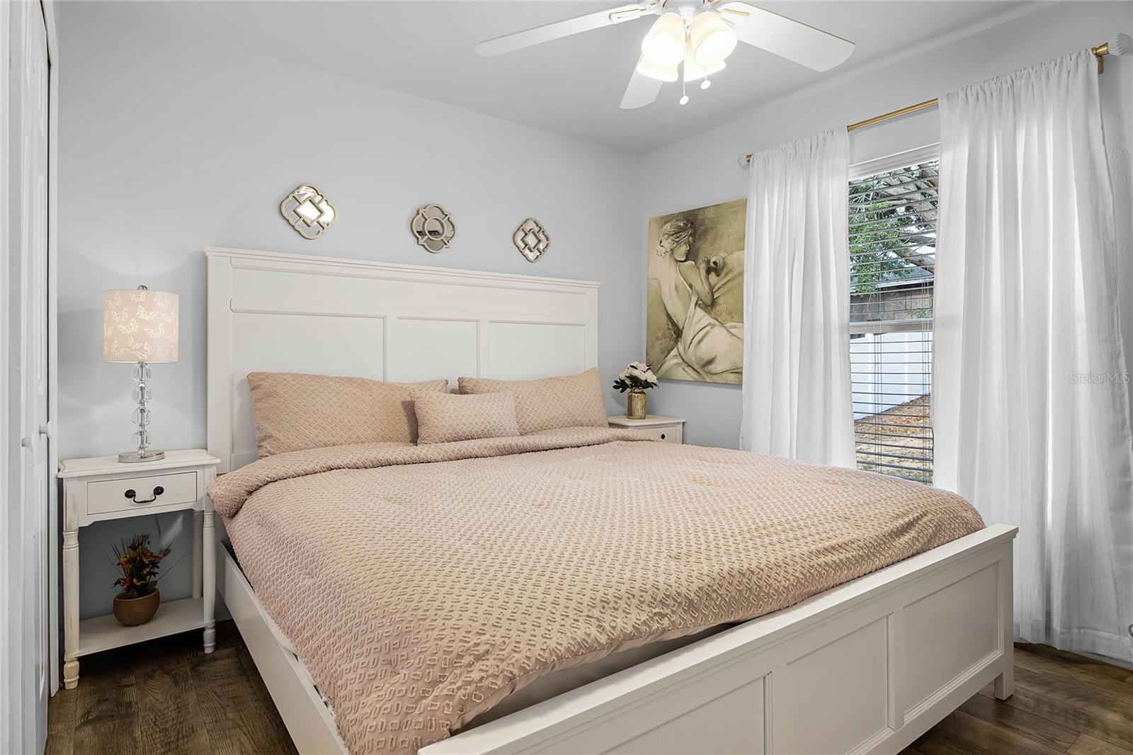 Image 19 of 51 For 15532 Kensington Trail