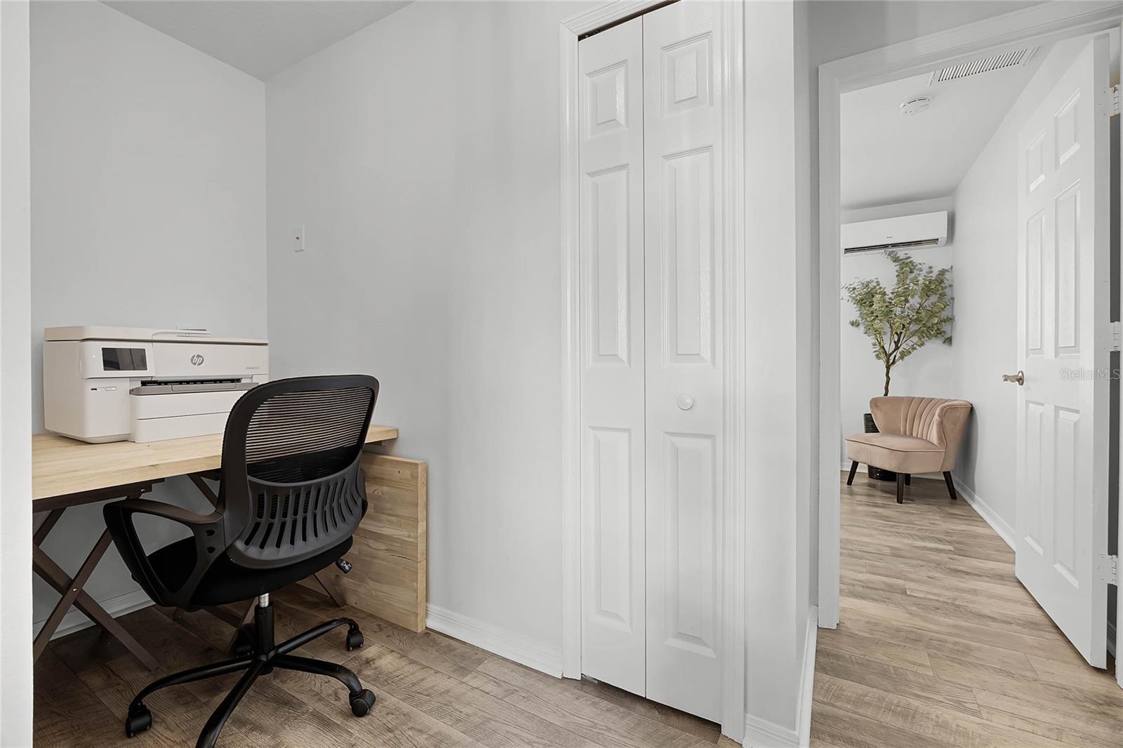 Image 24 of 51 For 15532 Kensington Trail