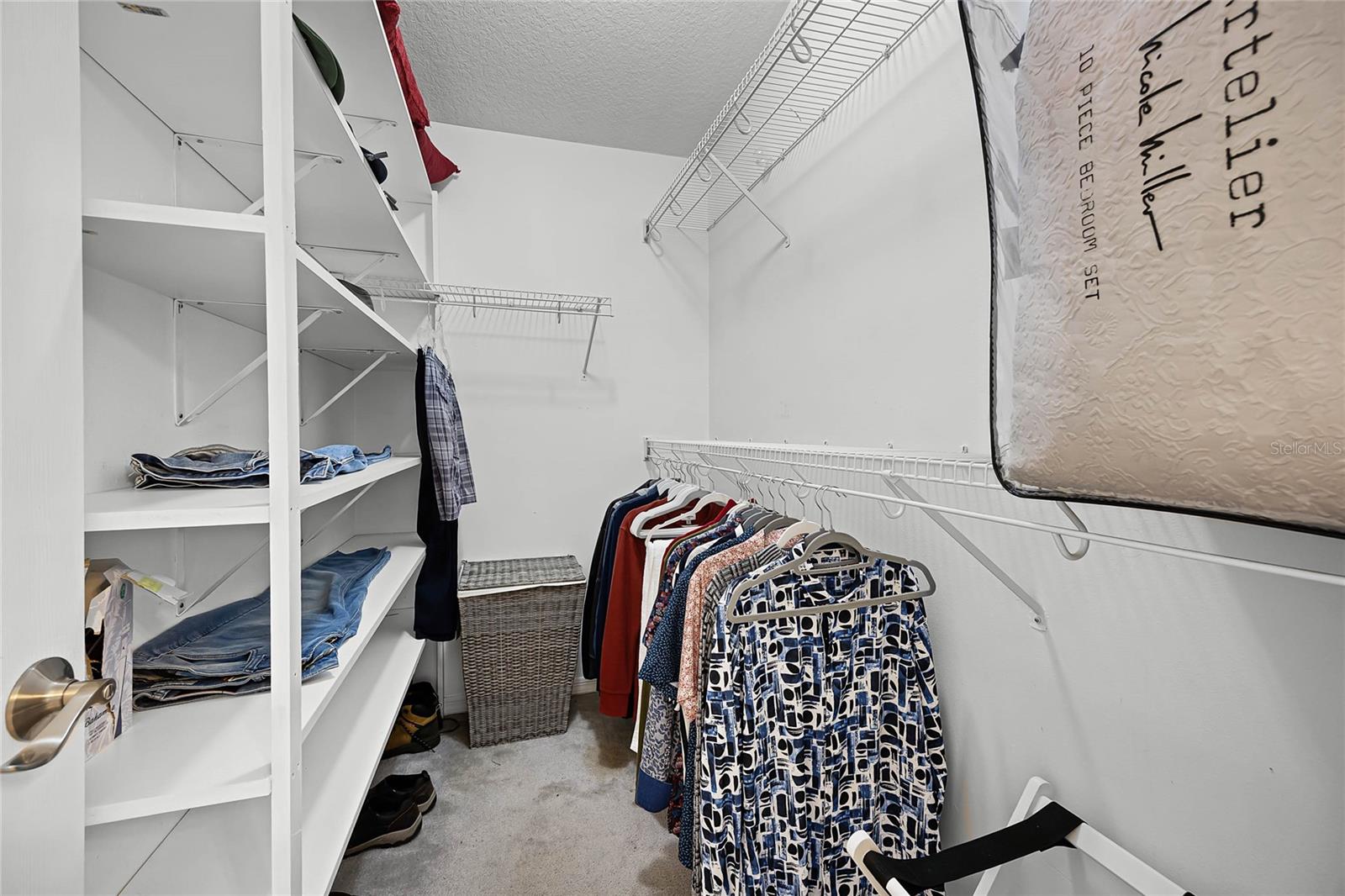 Image 32 of 51 For 15532 Kensington Trail