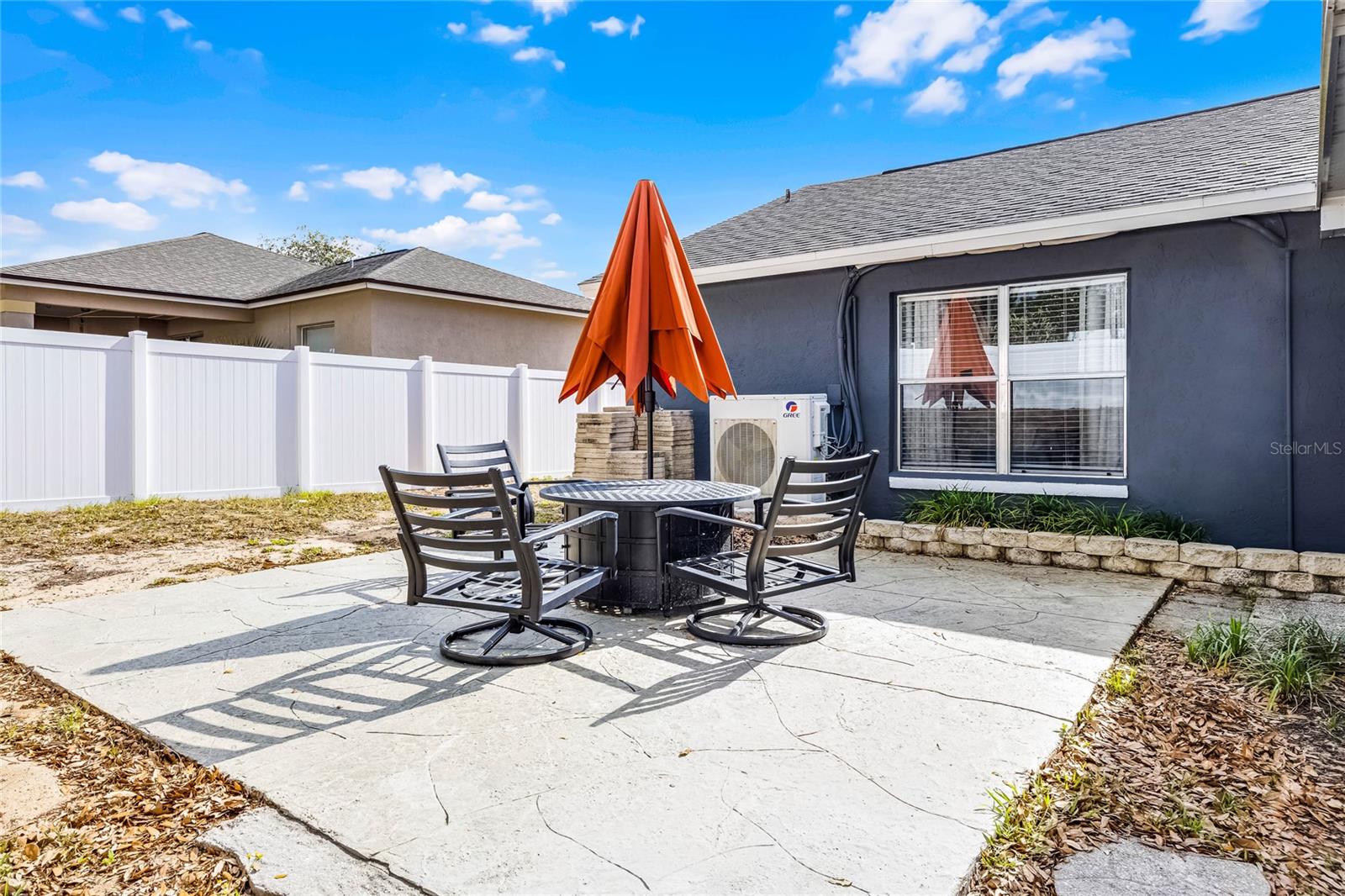 Image 38 of 51 For 15532 Kensington Trail