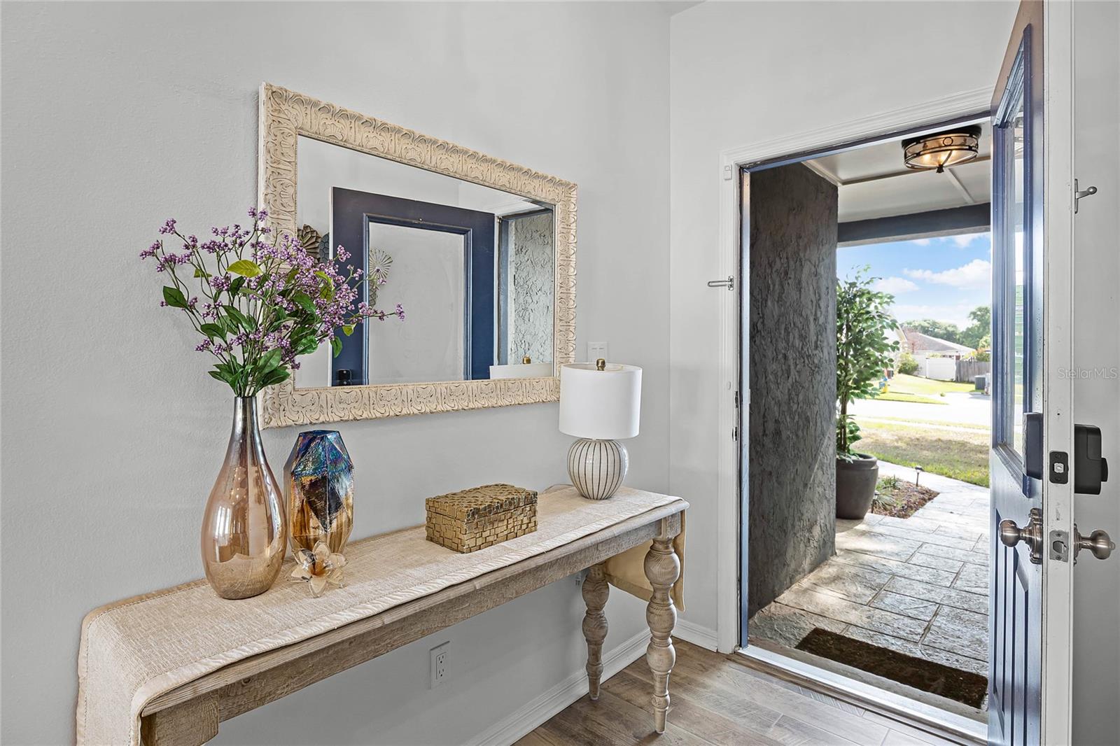 Image 4 of 51 For 15532 Kensington Trail