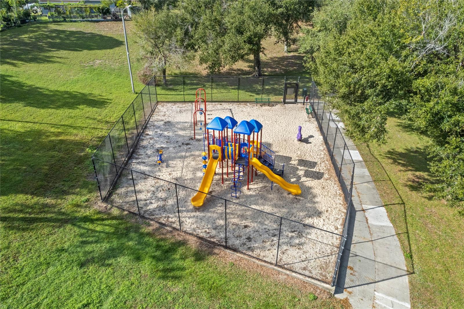 Image 51 of 51 For 15532 Kensington Trail