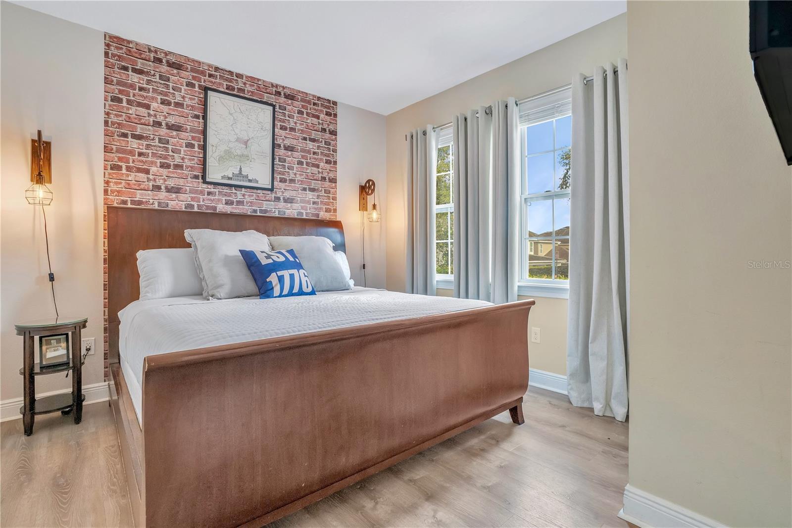 Image 29 of 79 For 631 Lasso Drive