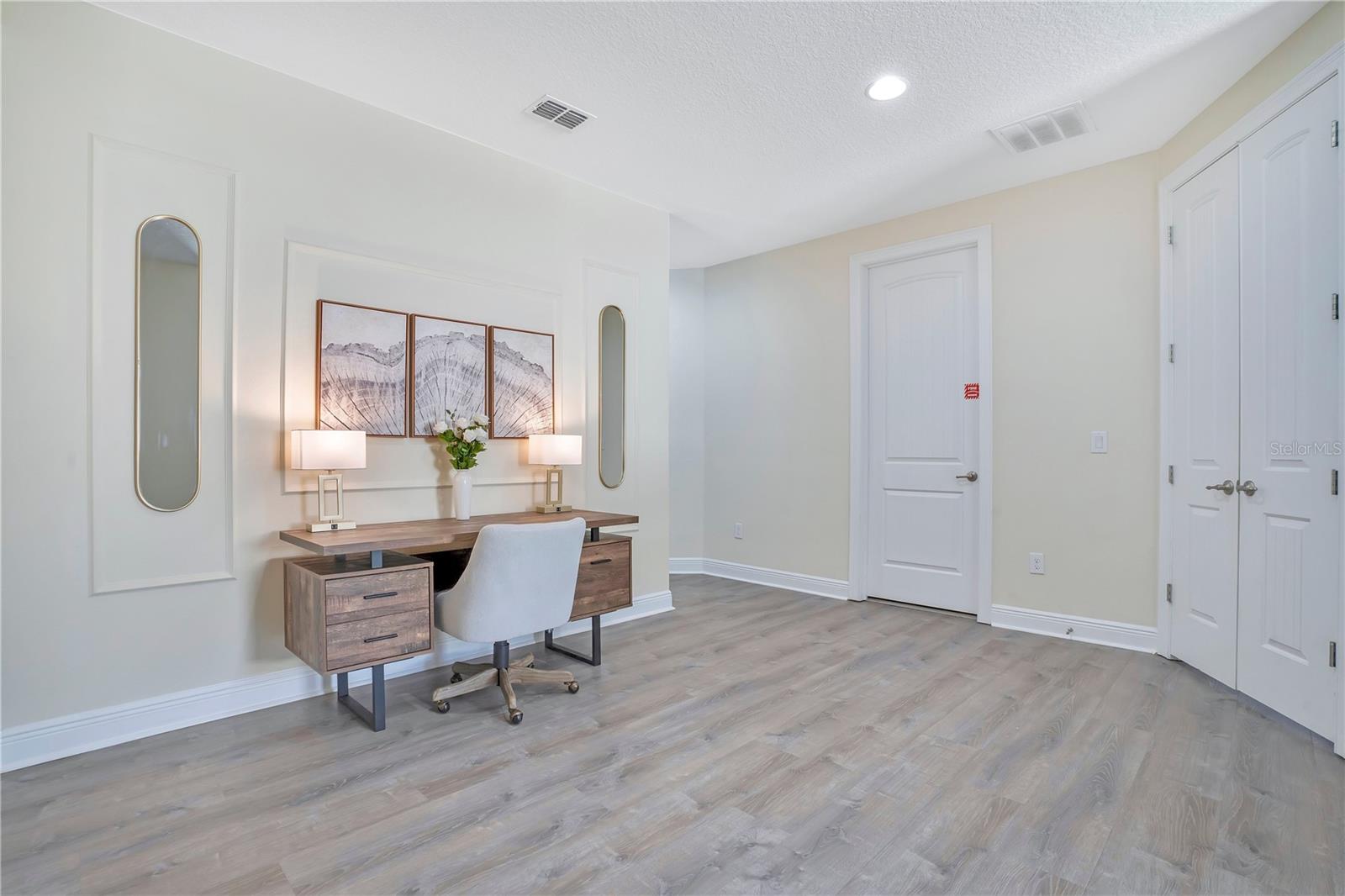 Image 38 of 79 For 631 Lasso Drive