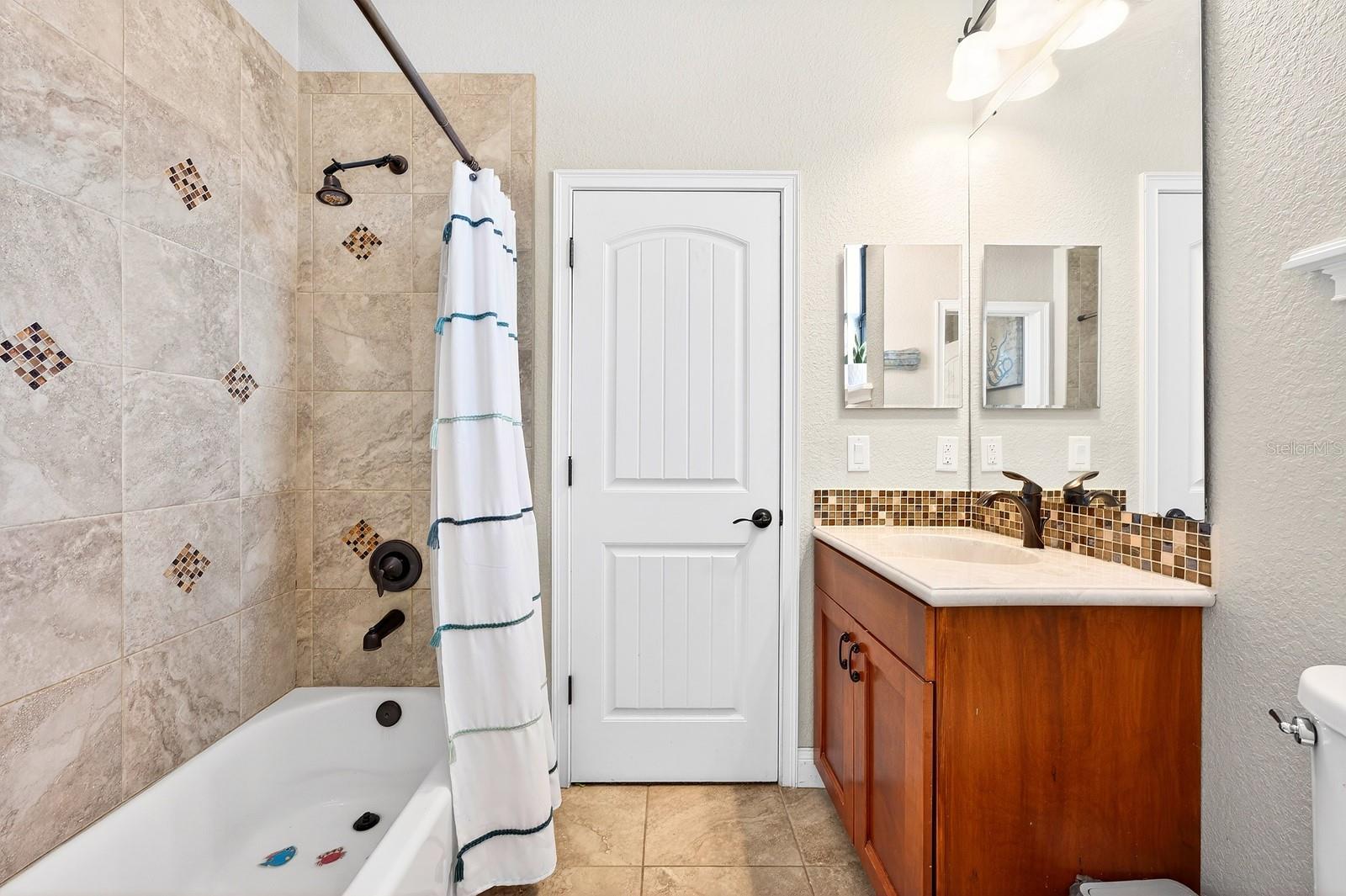 Image 25 of 48 For 27324 Grand Oak Lane