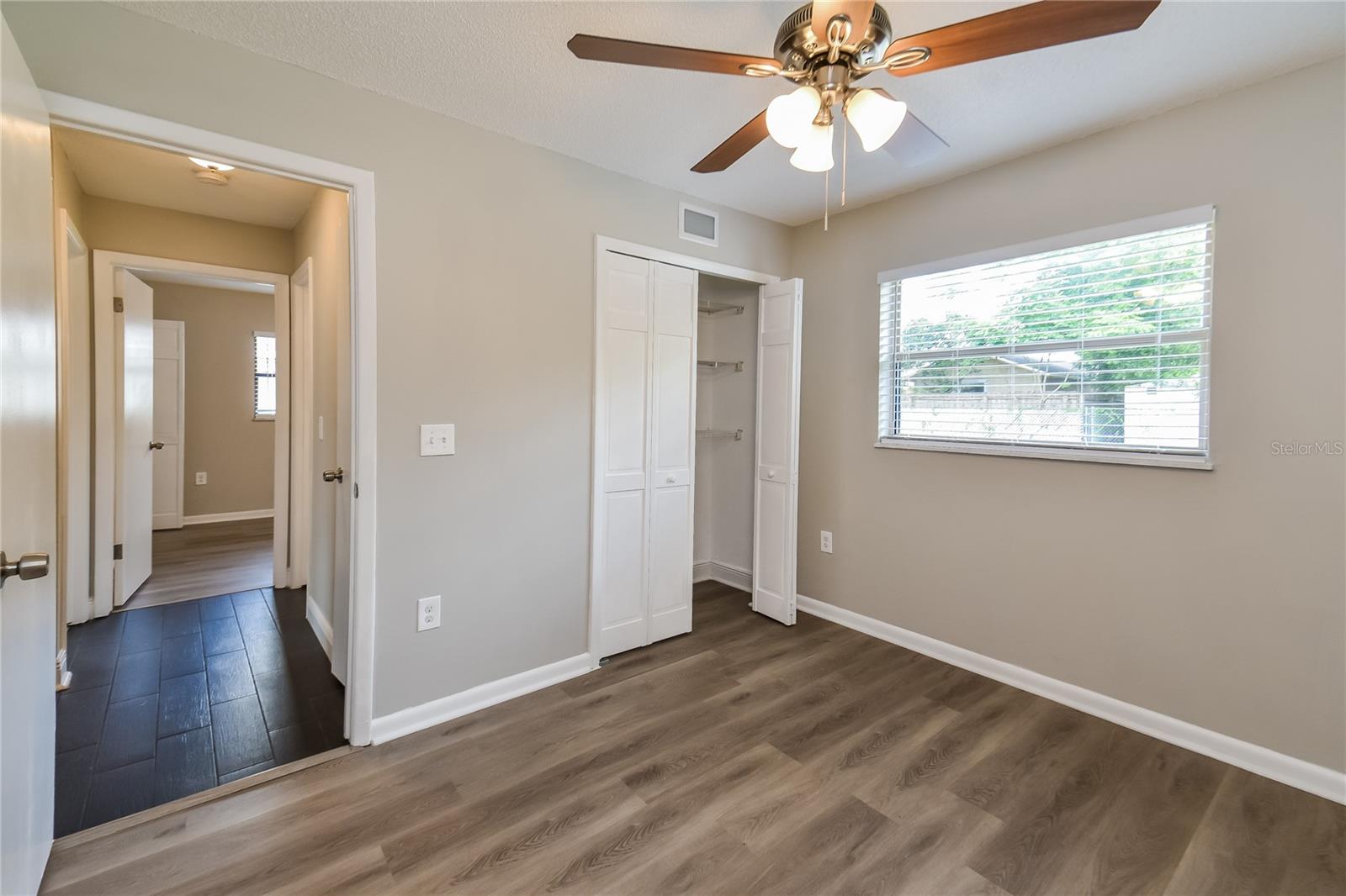 Image 12 of 16 For 1433 Niobe Court