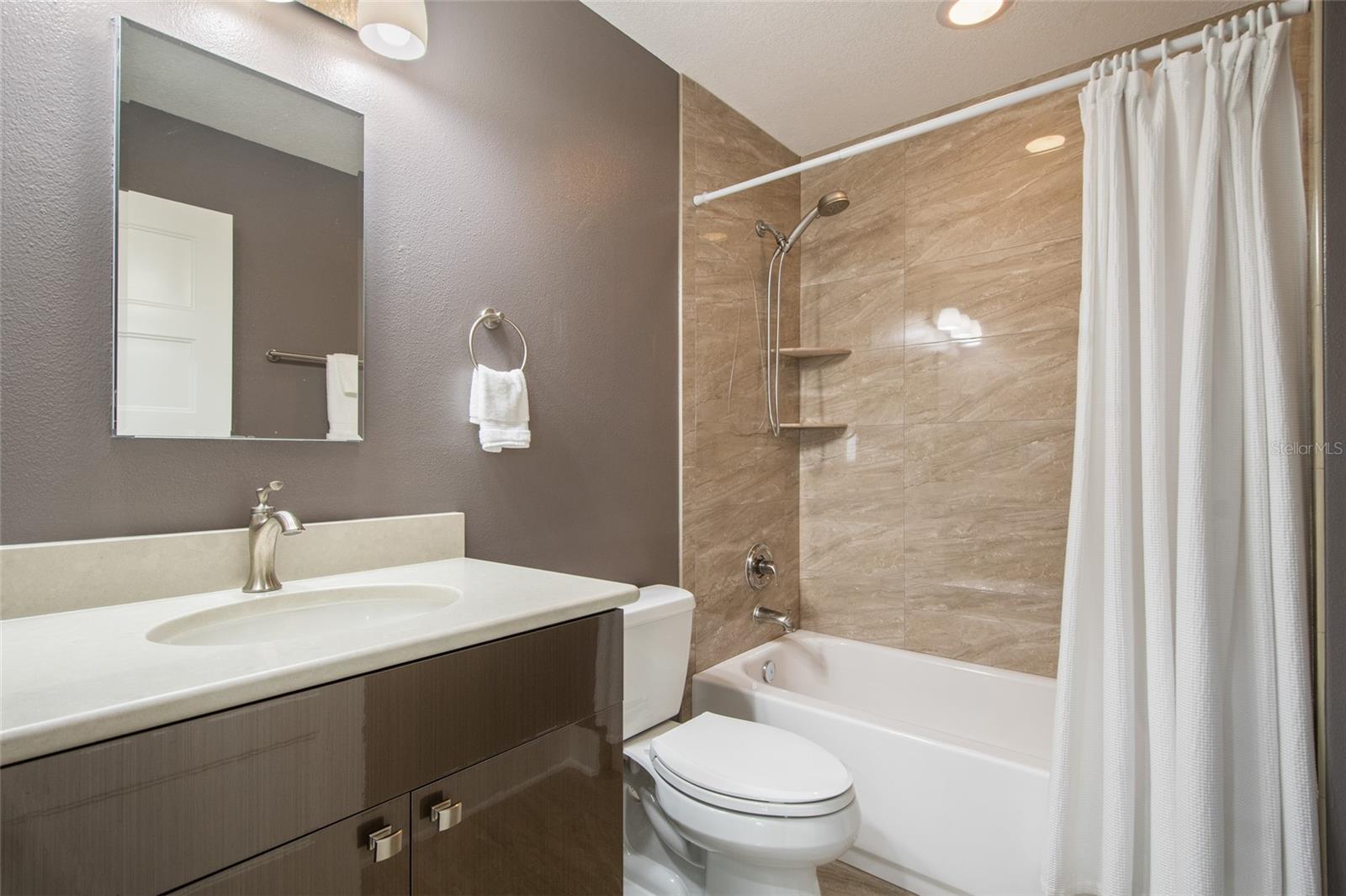 Image 37 of 57 For 336 Wayne Avenue