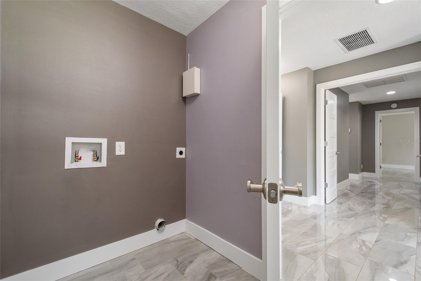 Image 9 of 57 For 336 Wayne Avenue