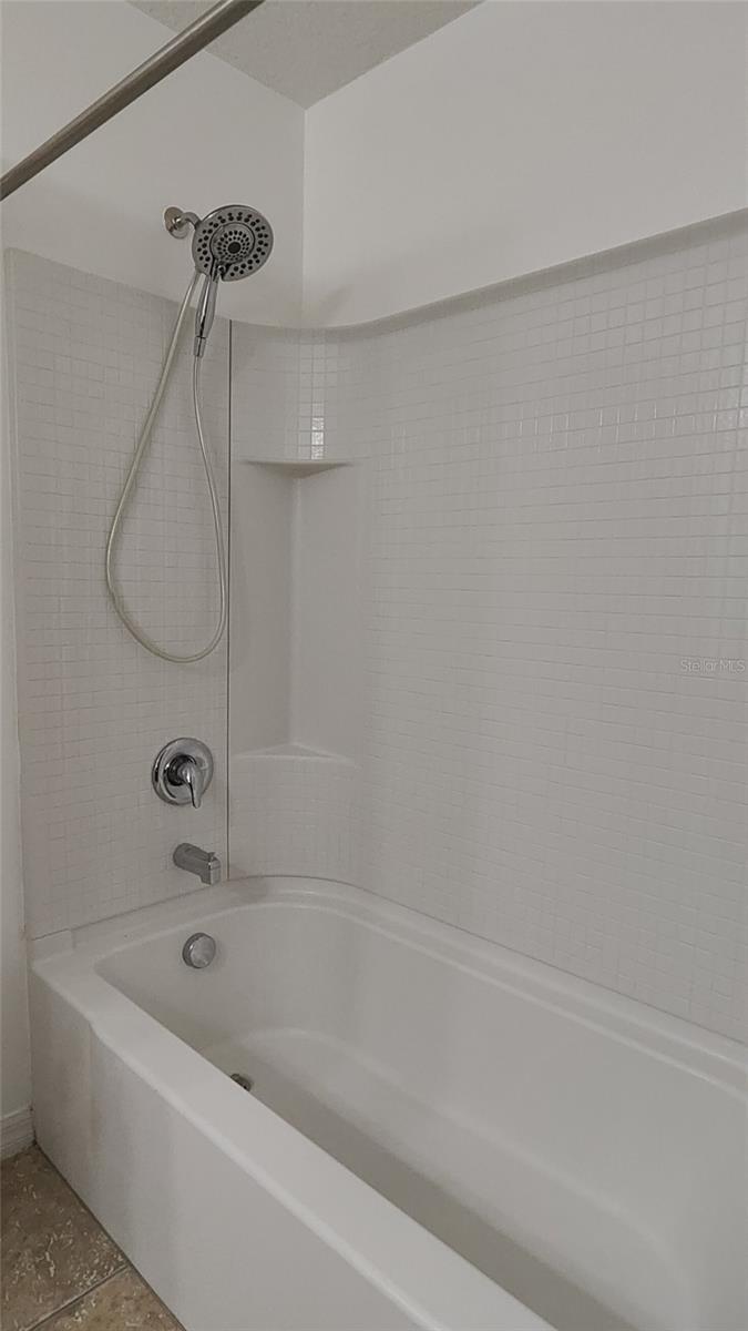 Image 12 of 16 For 1815 Covent Garden Lane