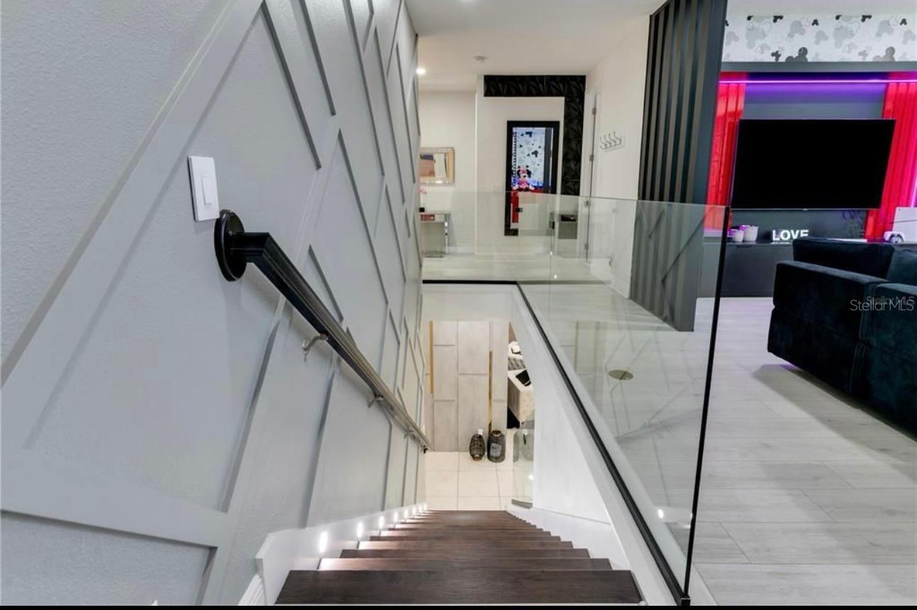 Image 14 of 44 For 8109 Ludington Circle