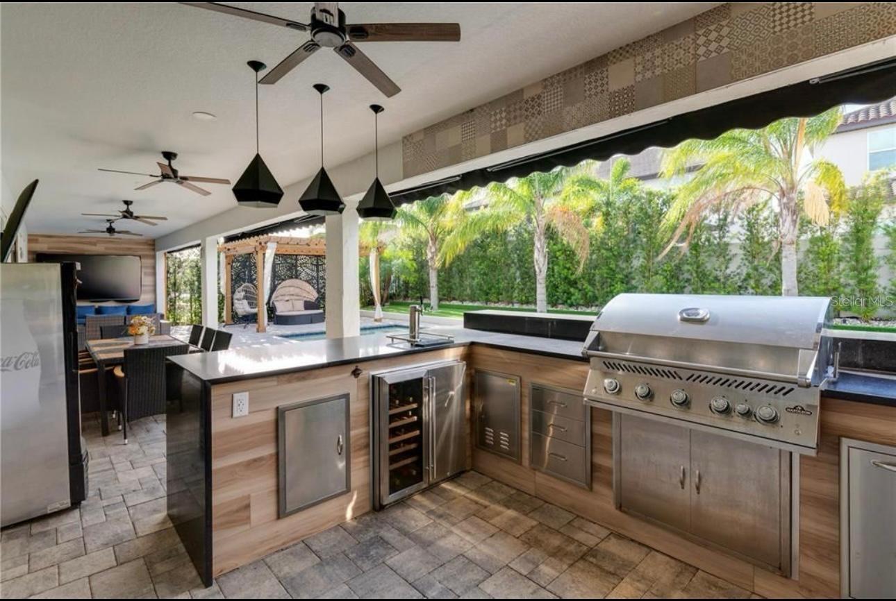 Image 18 of 44 For 8109 Ludington Circle