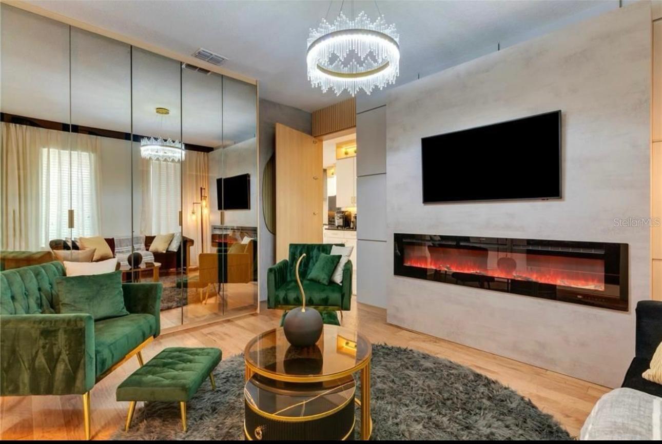 Image 3 of 44 For 8109 Ludington Circle