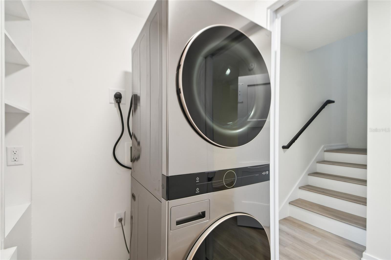 Image 14 of 35 For 1602 Park Lake Street 2