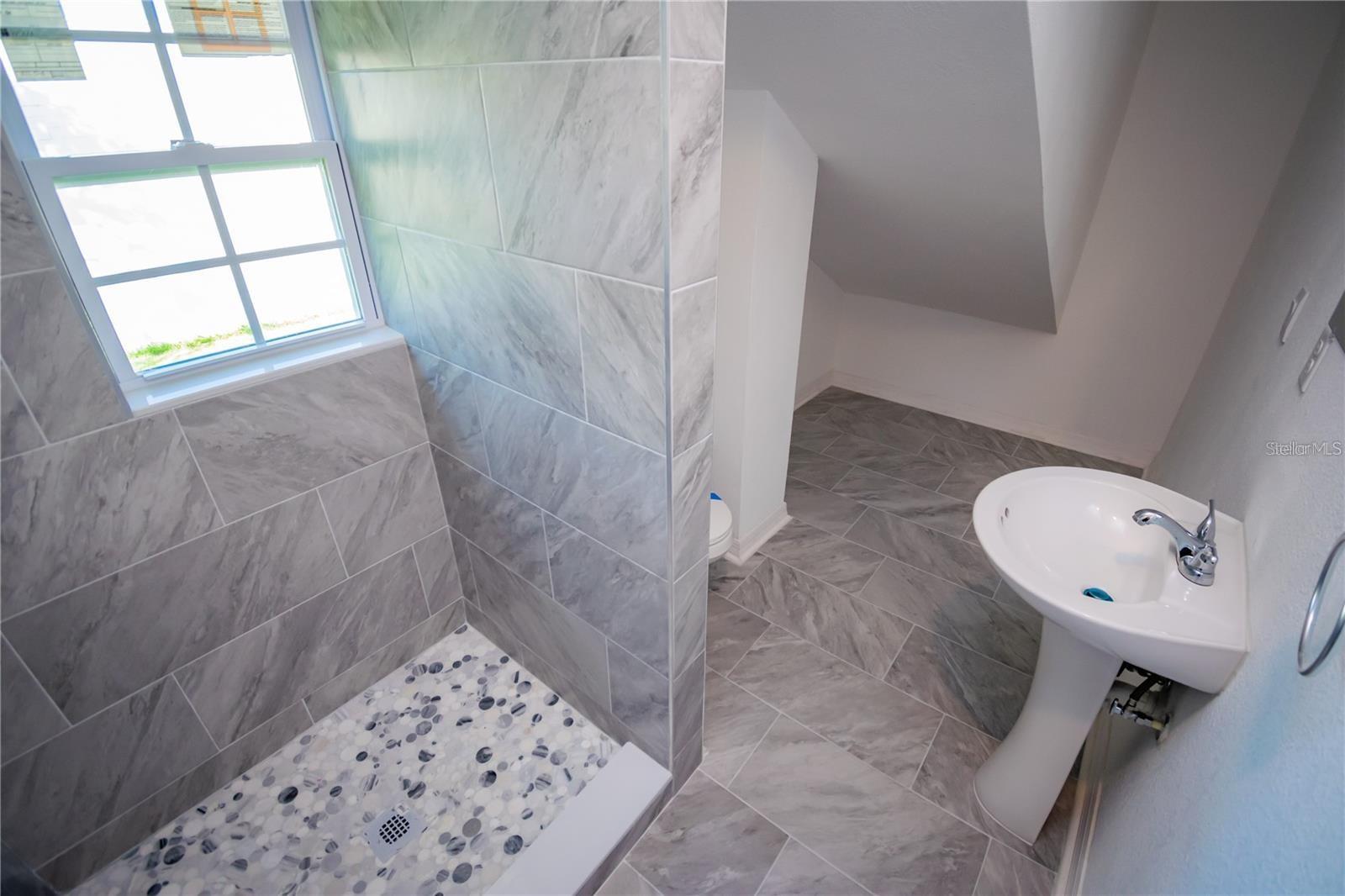 Image 10 of 27 For 410 Arroyo Lane