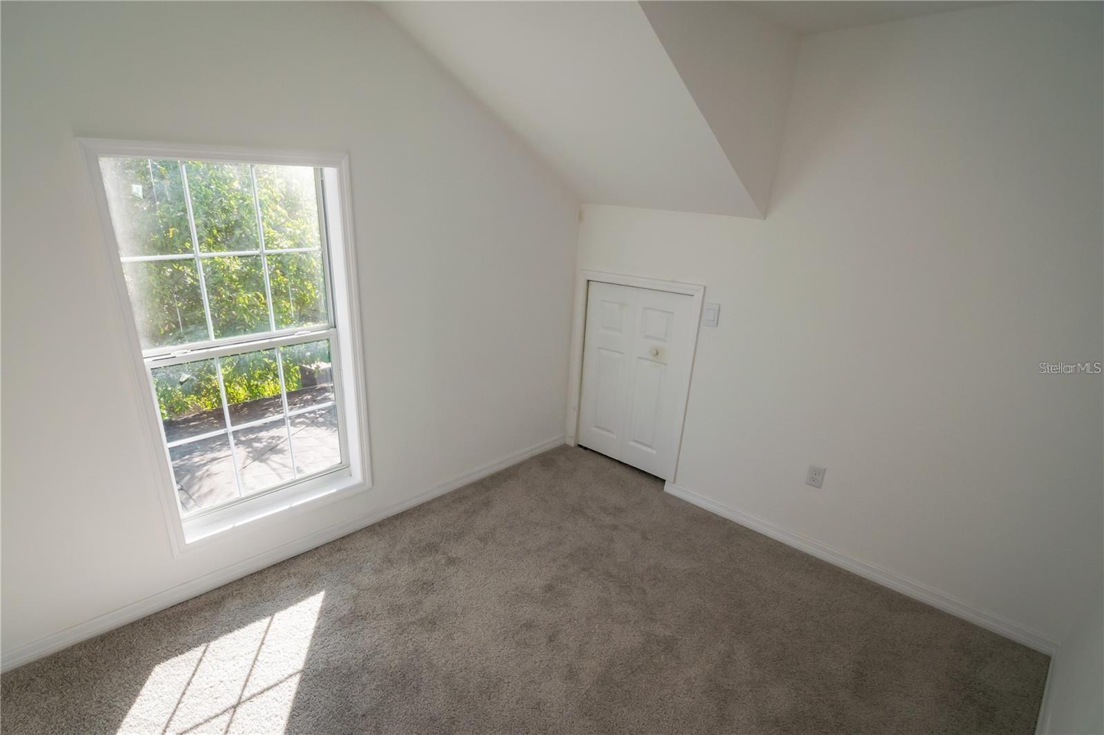 Image 11 of 27 For 410 Arroyo Lane