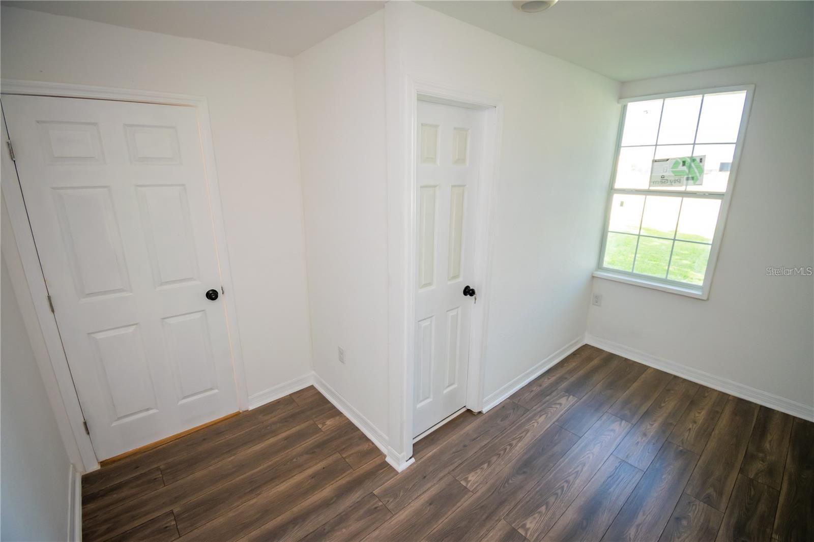 Image 18 of 27 For 410 Arroyo Lane