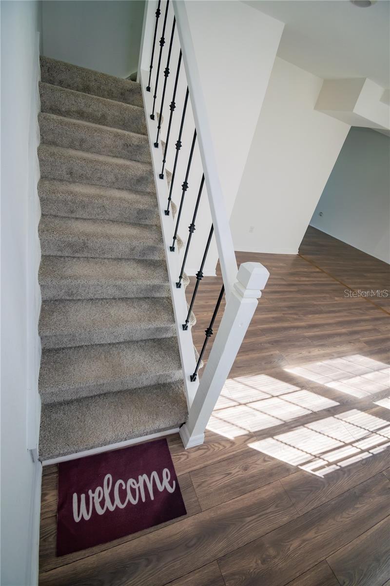 Image 2 of 27 For 410 Arroyo Lane