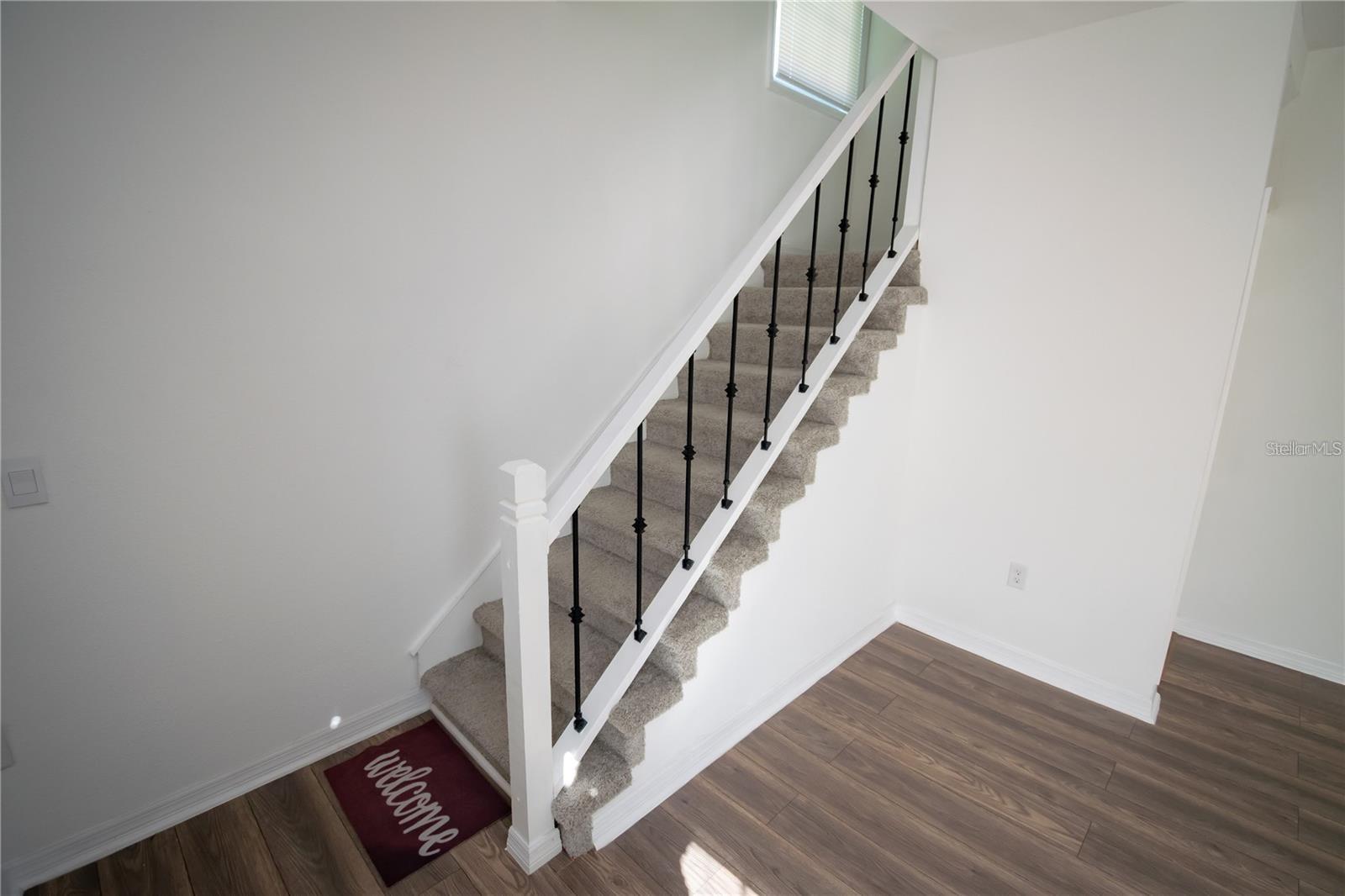 Image 3 of 27 For 410 Arroyo Lane