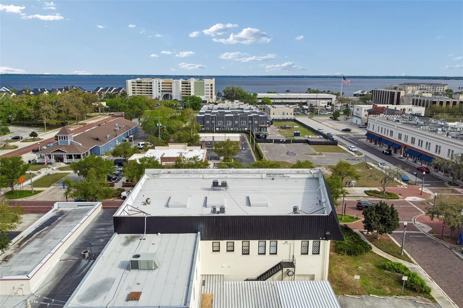 Image 19 of 21 For 201 1st Street