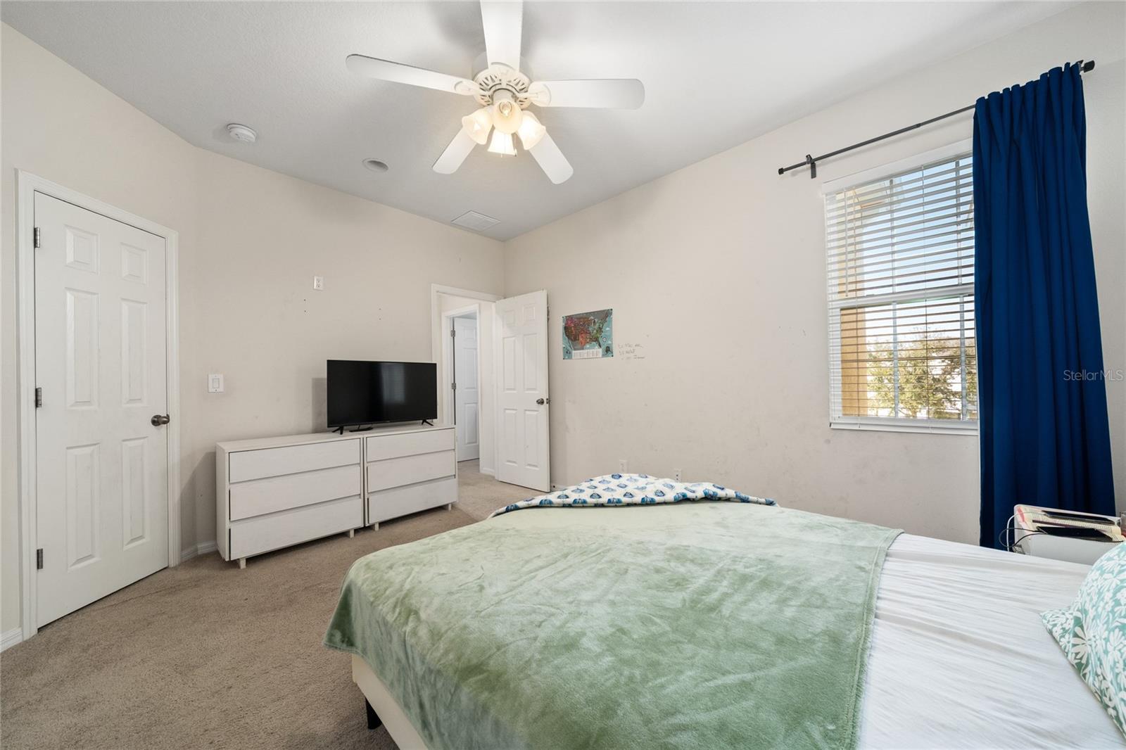 Image 24 of 27 For 15182 Sunrise Grove Court